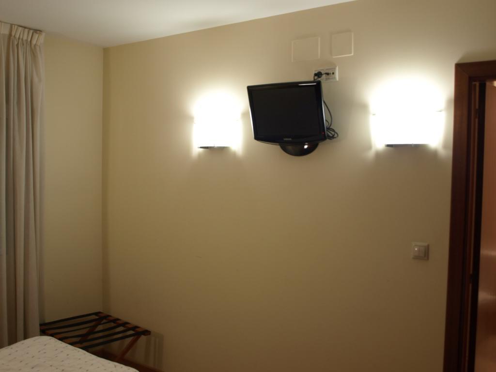 Pension Viella Asturias Oviede Chambre photo