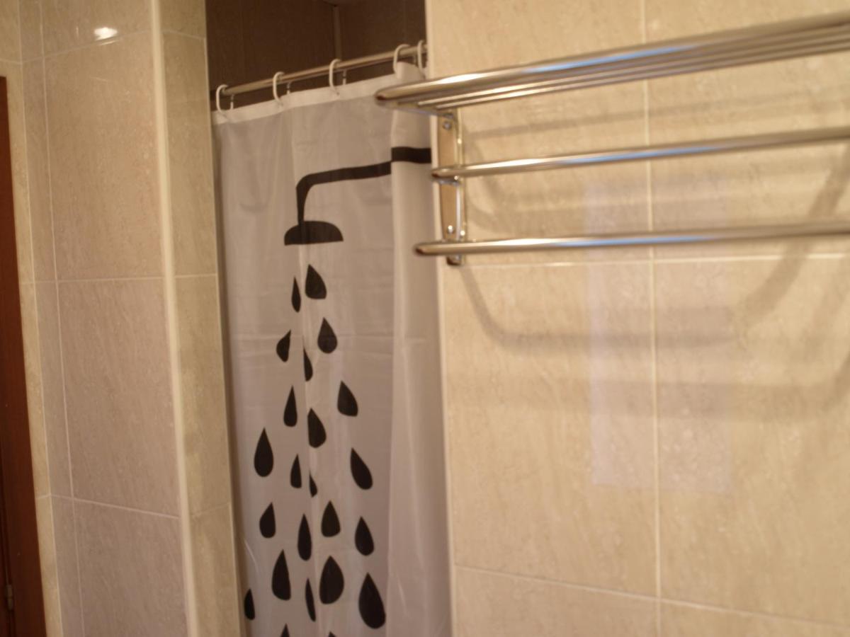 Pension Viella Asturias Oviede Chambre photo