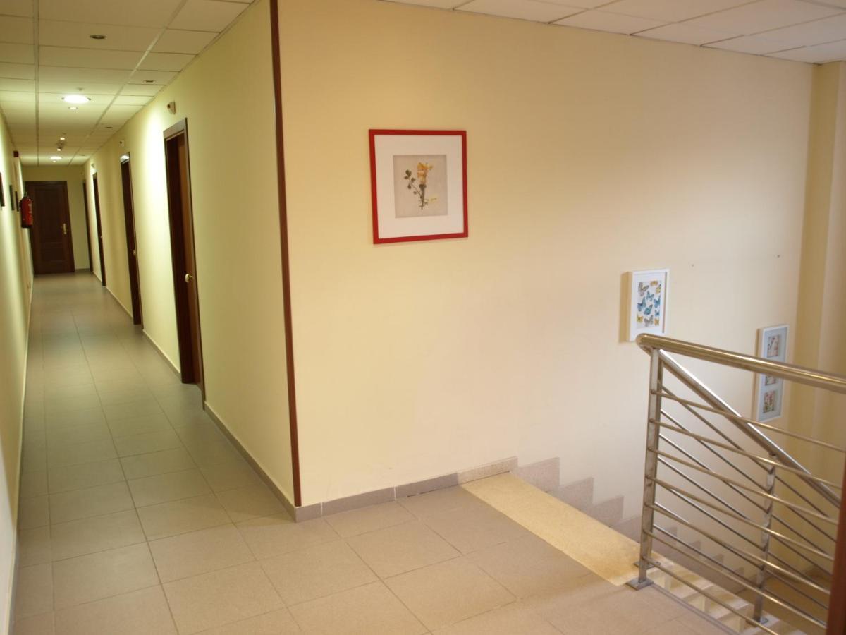 Pension Viella Asturias Oviede Extérieur photo
